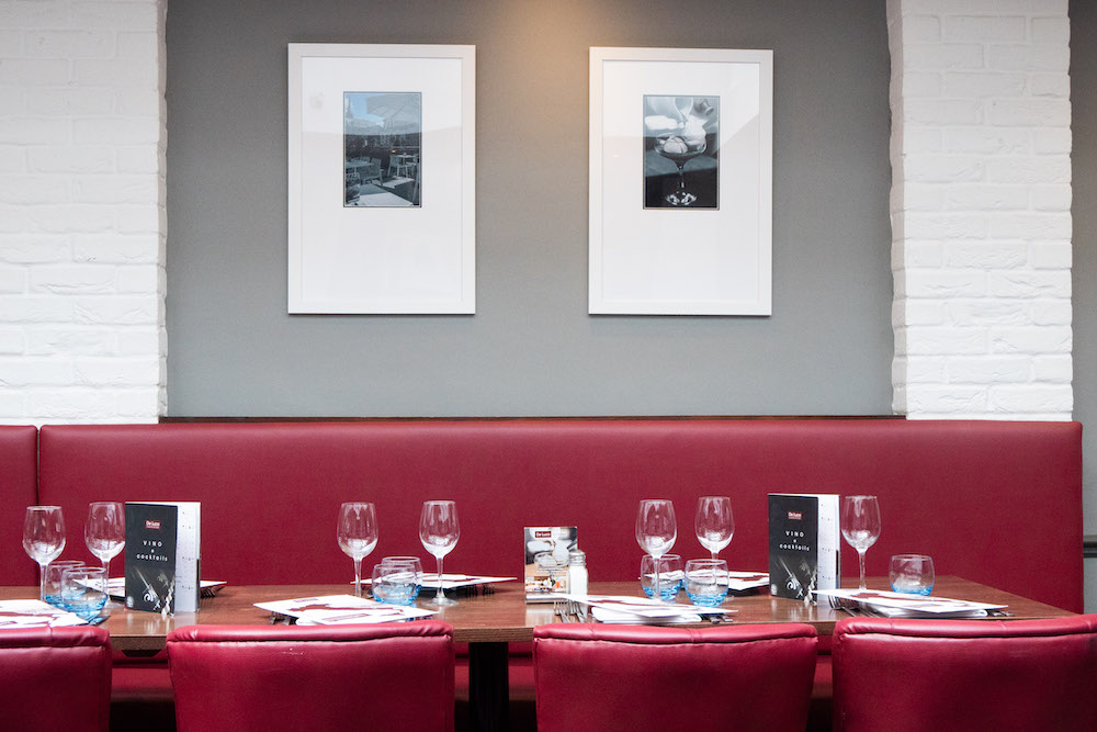 De Luca Restaurant interior